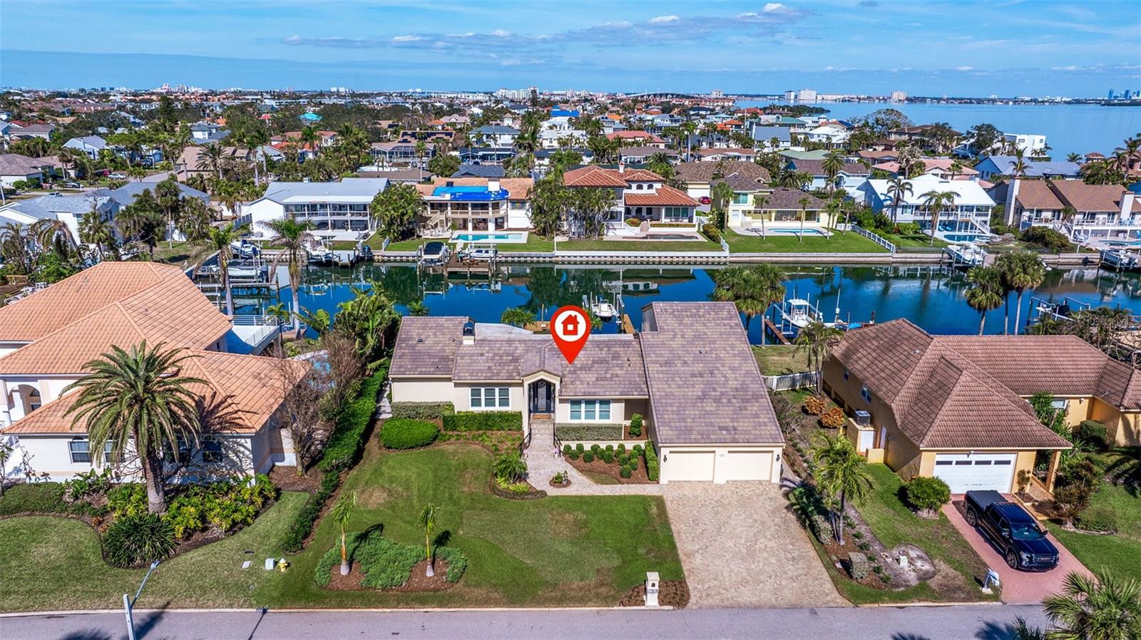 127 SANDS POINT DRIVE
