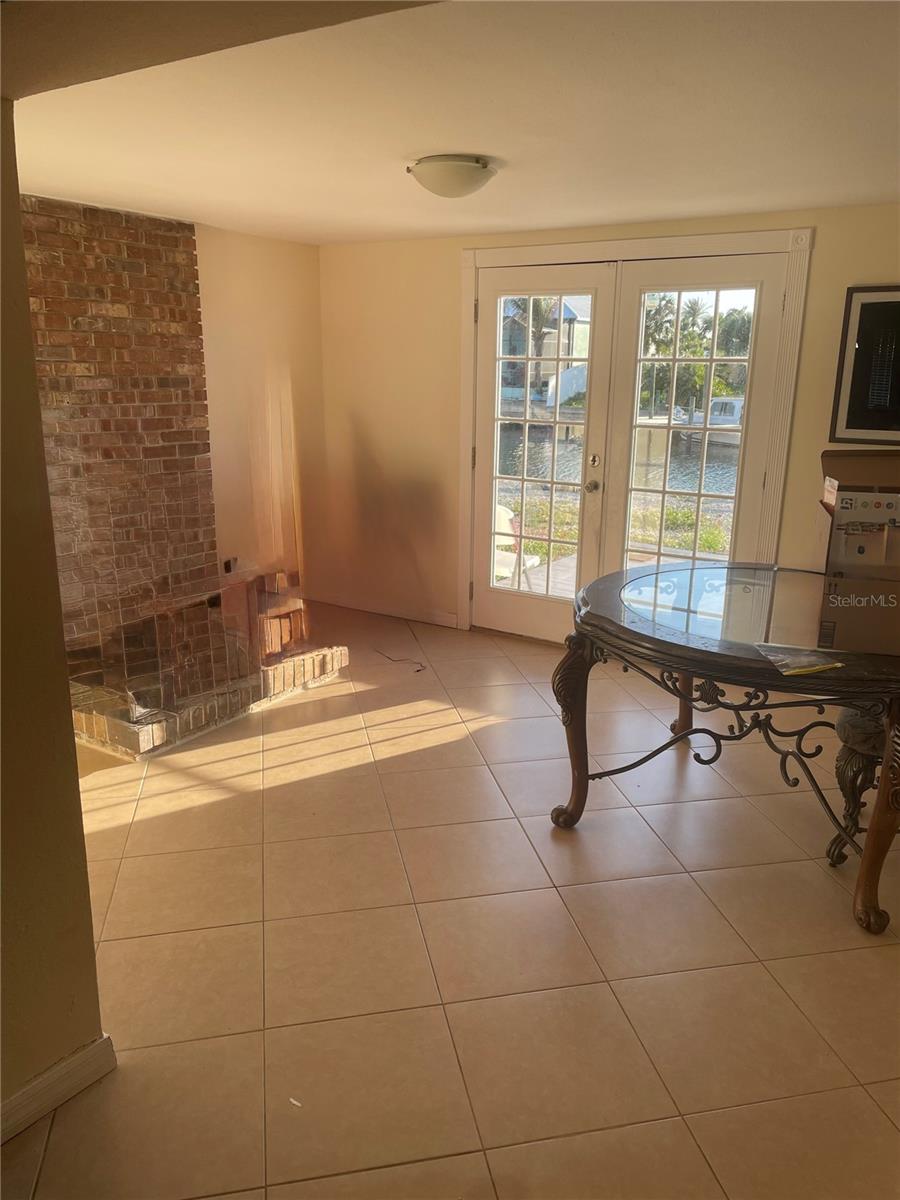 REV OF APOLLO BEACH UNIT - Residential