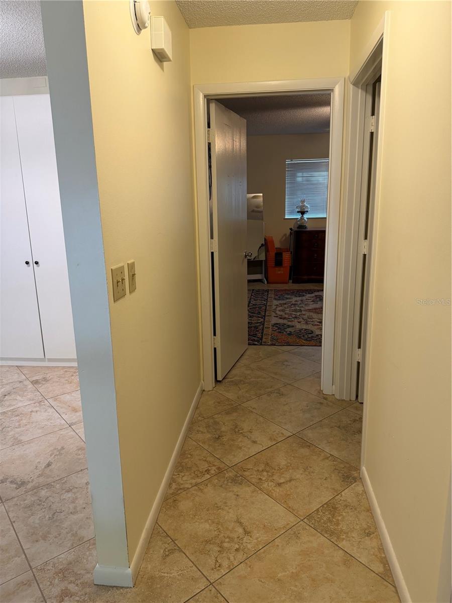 ON TOP OF THE WORLD - Residential