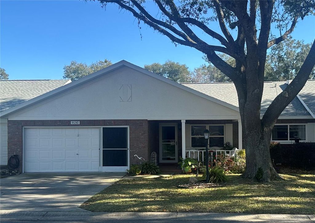 Photo of 9529 SW 85th Avenue #D, Ocala, FL 34481 (MLS # OM722838)