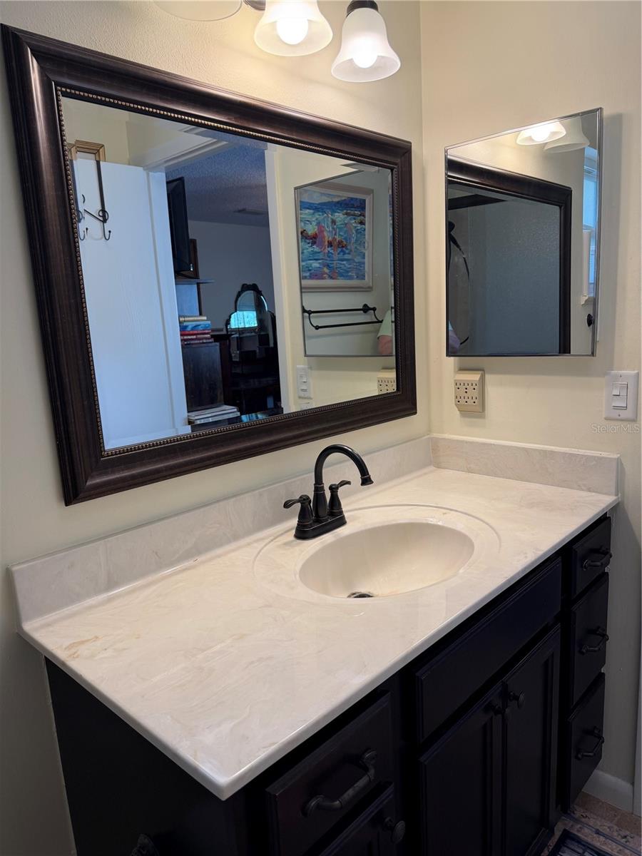 ON TOP OF THE WORLD - Residential