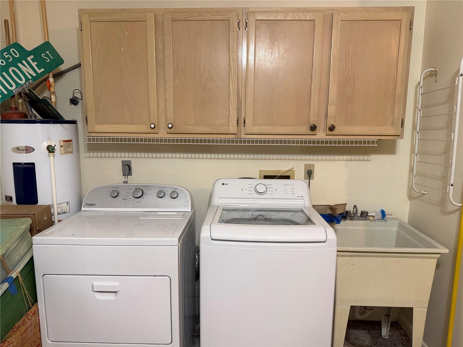 ON TOP OF THE WORLD - Residential