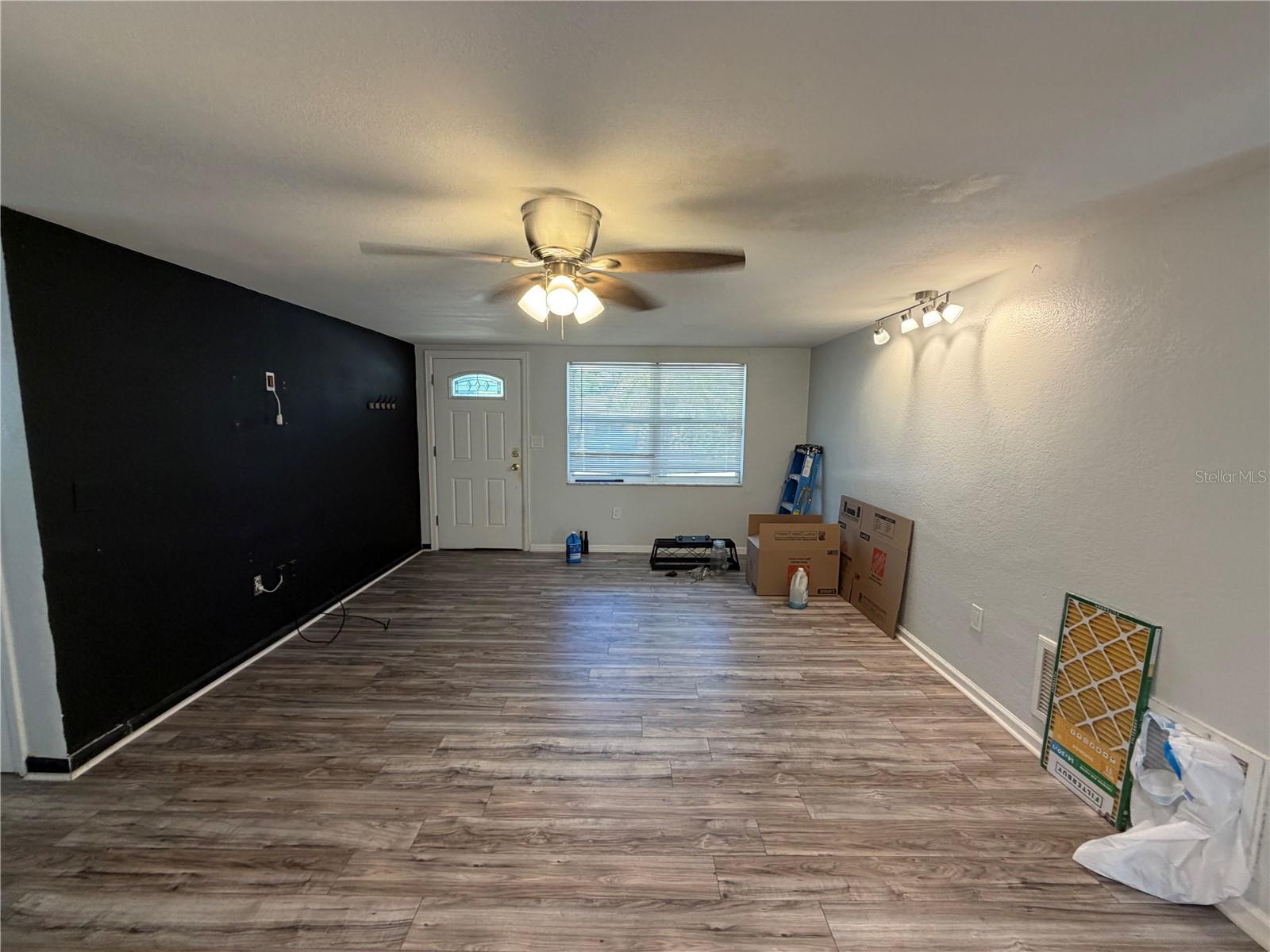 REGENCY PARK - Residential