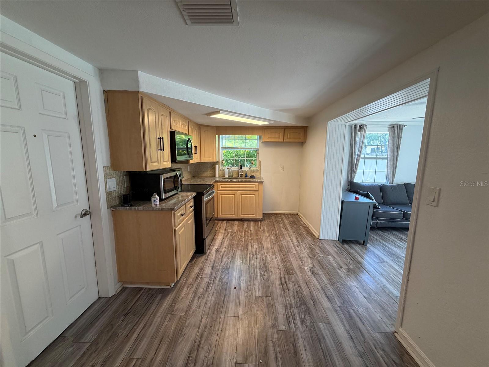 REGENCY PARK - Residential