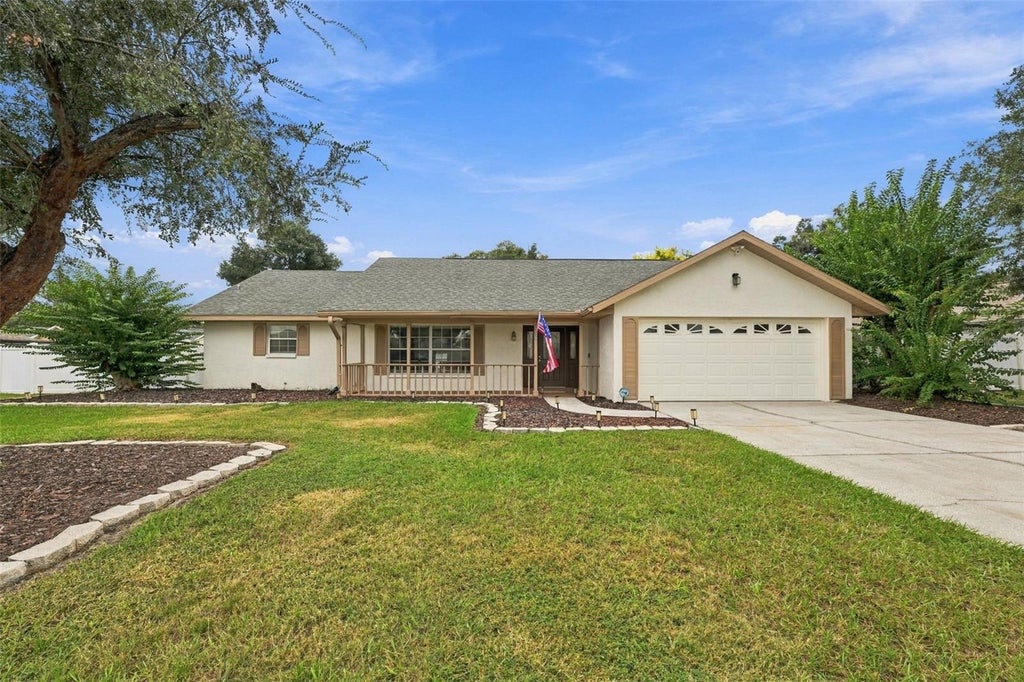 Photo of 4534 Mohican Trail, Valrico, FL 33594 (MLS # TB8554607)