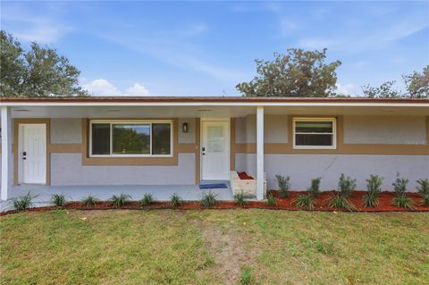 Tiny photo for 995 W Minnehaha Avenue, Clermont, FL 34711 (MLS # O6365701)