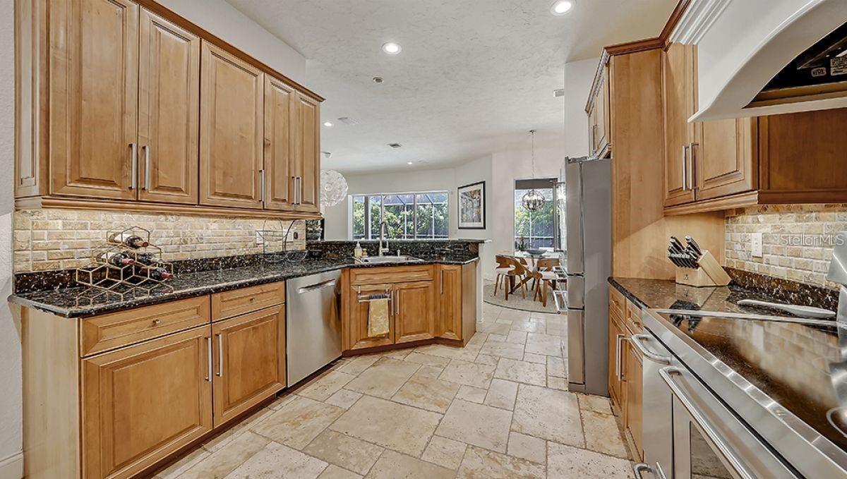 ACREAGE & UNREC - Residential Lease