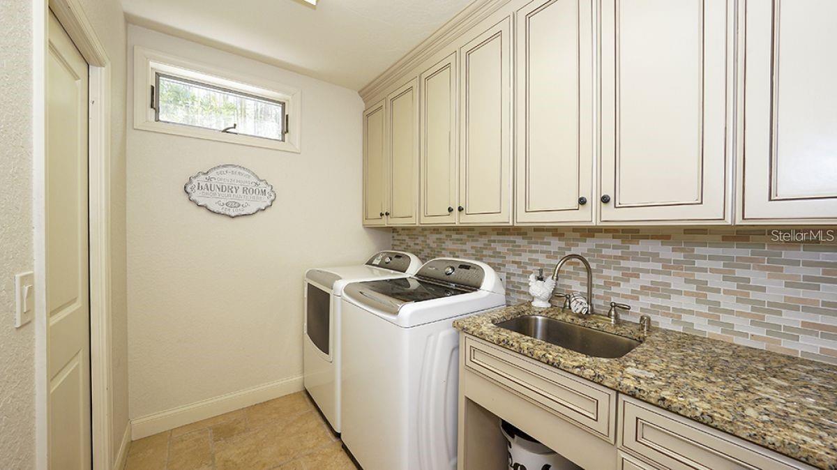 ACREAGE & UNREC - Residential Lease