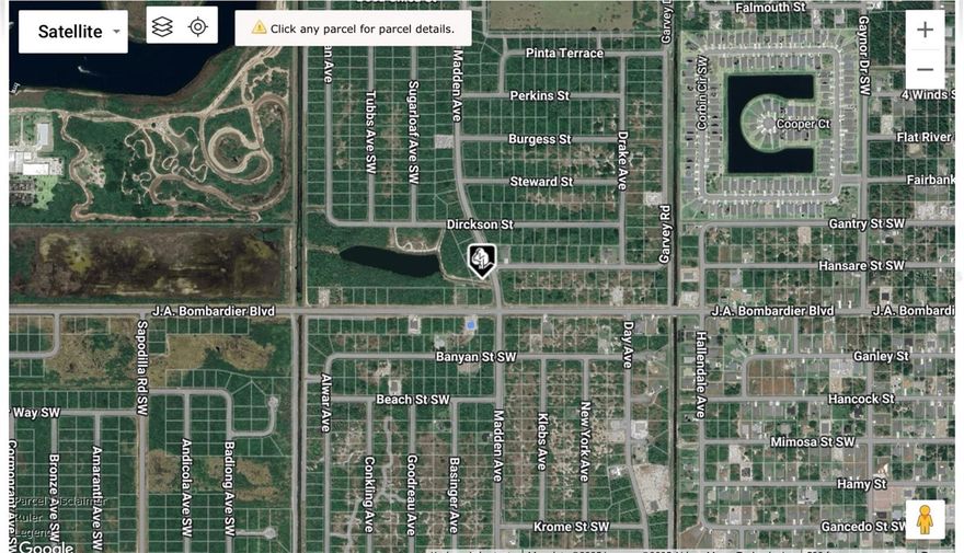 GOOD LARGE LOT FOR SALE. LAKE BEHIND THE LOT. PALM BAY LOT READY TO BUID. VERY GOOD PRICE FOR LOT AND HOME. WE CAN HELP YOU TO BUILD YOUR NEW HOME.