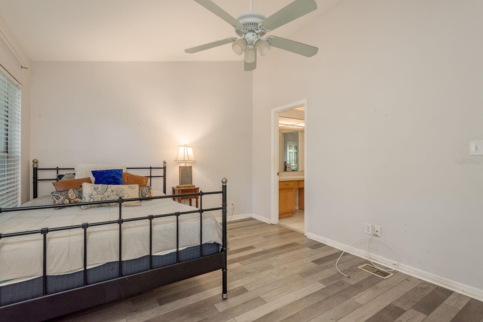 EMBASSY PARK TWNHMS CONDO - Residential