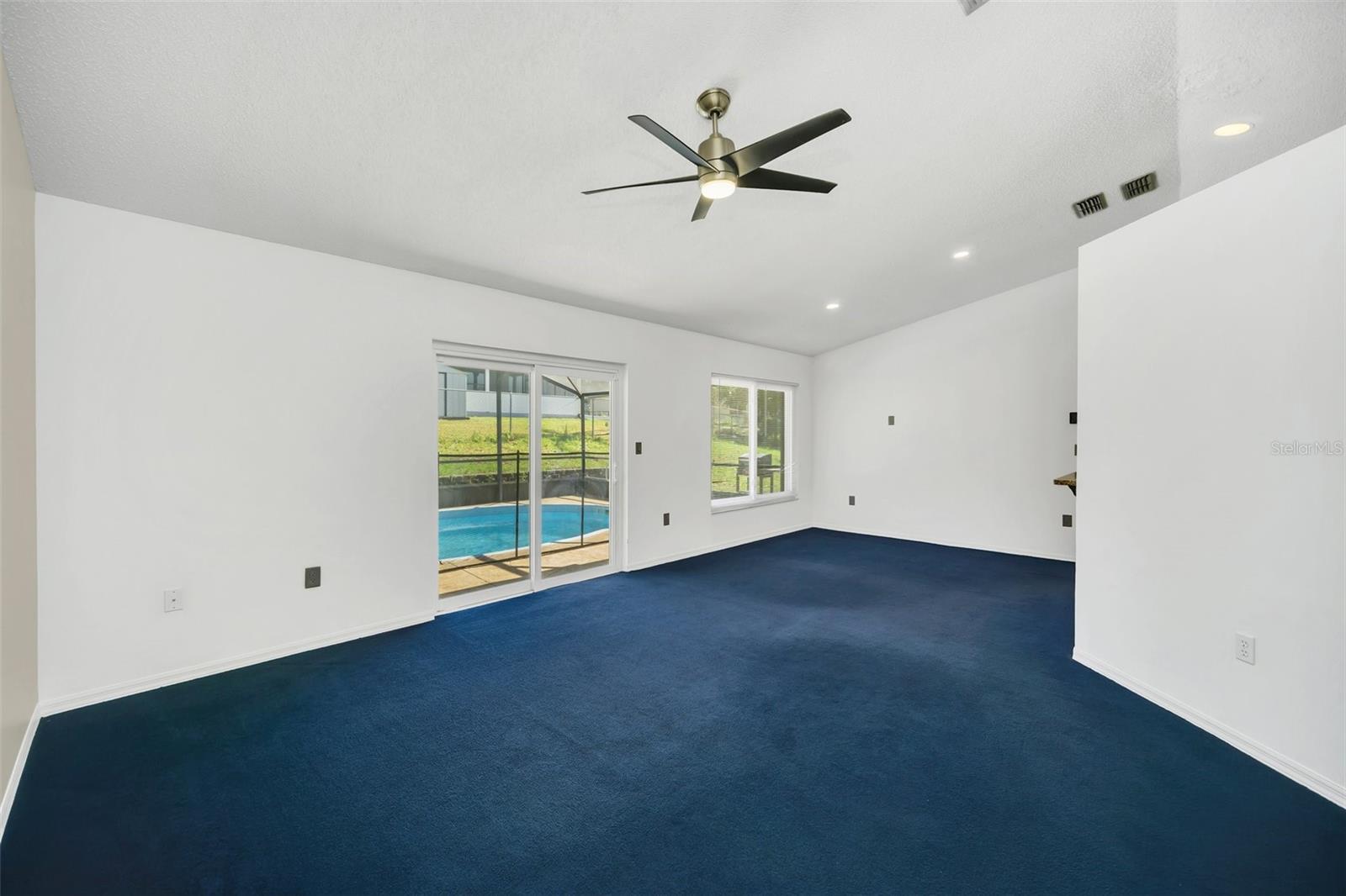 2204 CLEMENTINE TRAIL