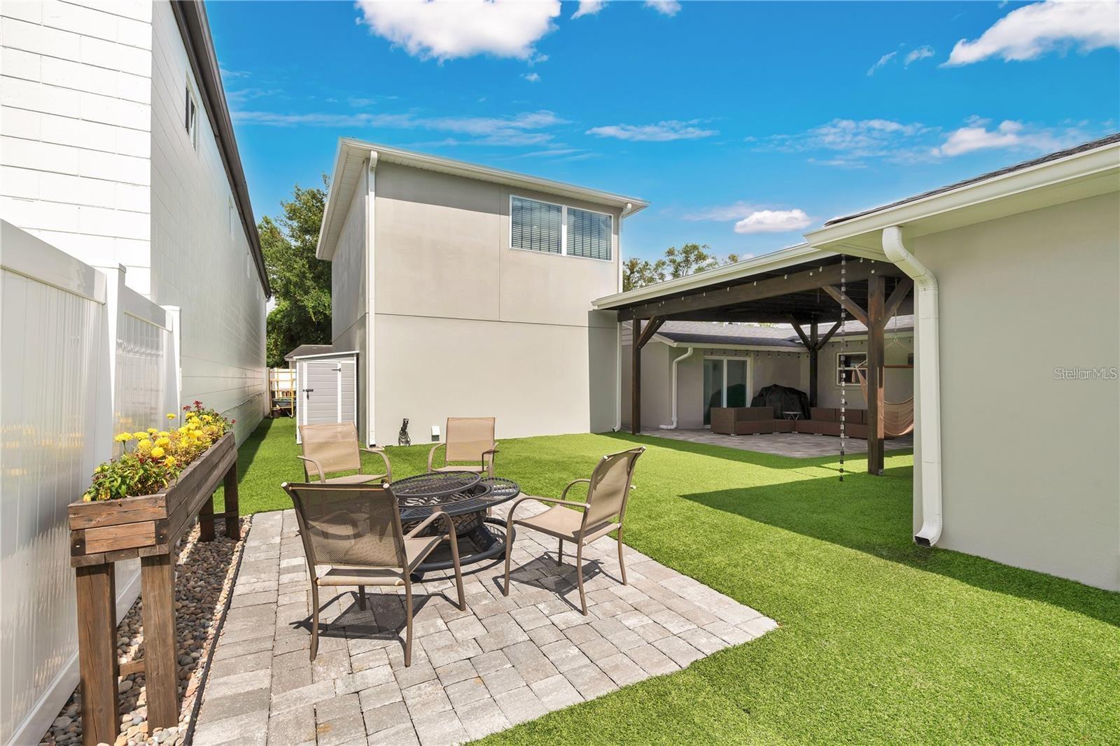 COLLEGE COURT SUB - Residential