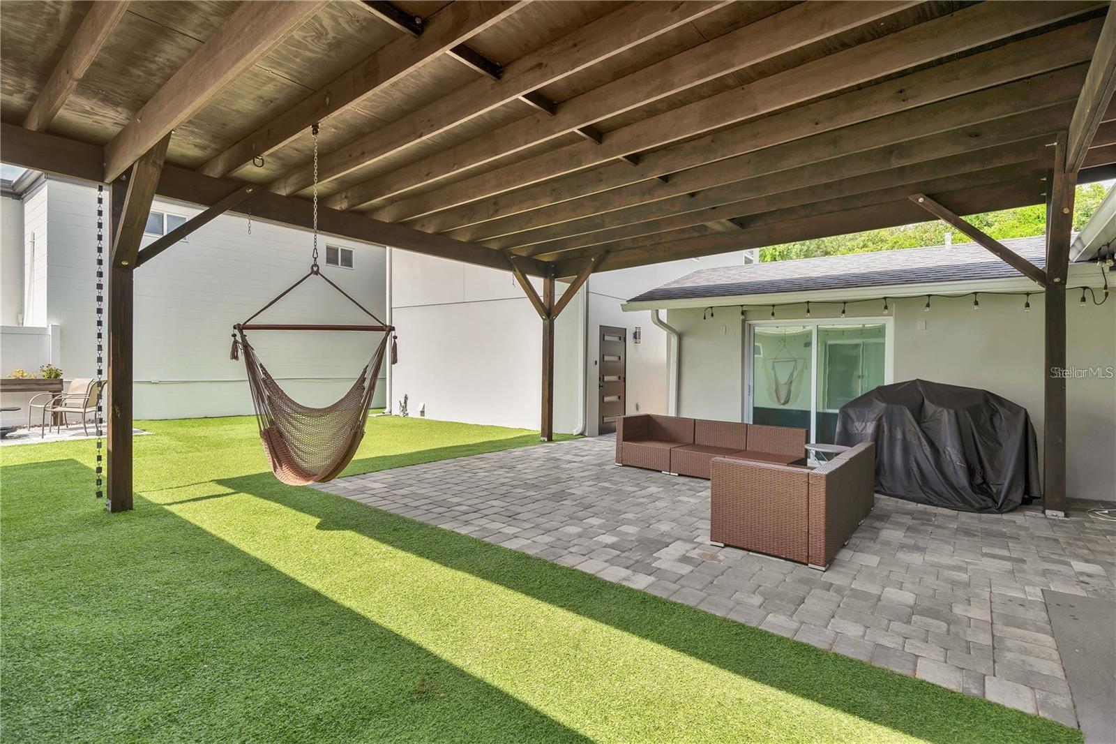 COLLEGE COURT SUB - Residential