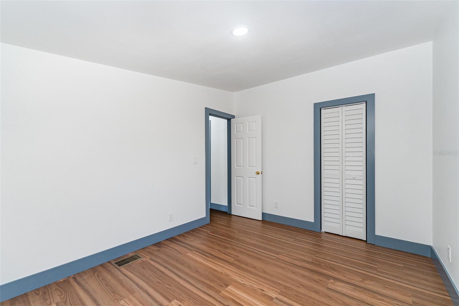 LAKE TROPICANNA RANCHETTES - Residential