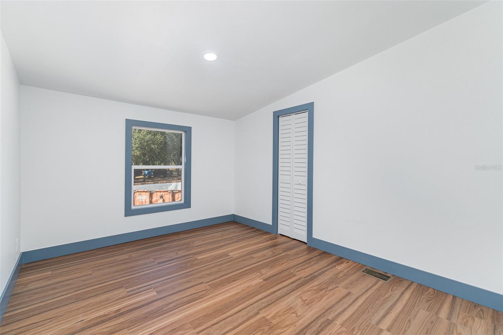 LAKE TROPICANNA RANCHETTES - Residential