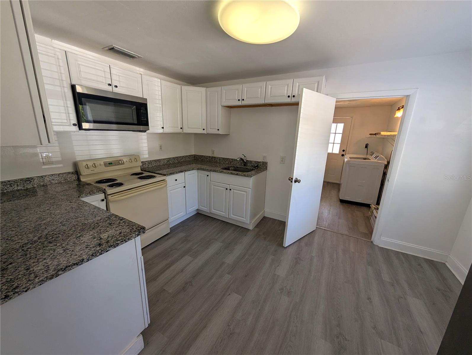 BELCHER GORDON F SUB - Residential Lease