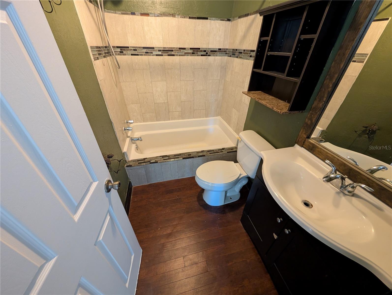 BELCHER GORDON F SUB - Residential Lease