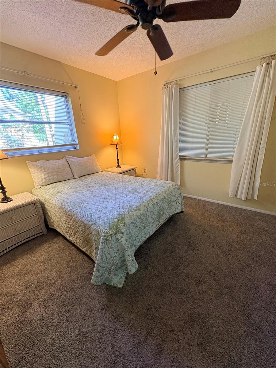 BAYSHORE ON THE LAKE APTS II SEC 3 - Residential