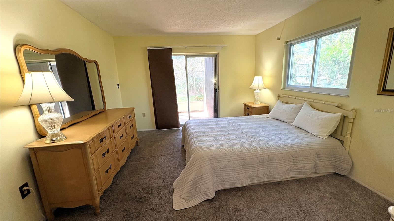 BAYSHORE ON THE LAKE APTS II SEC 3 - Residential