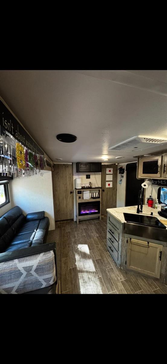 FLORIDA HIGHLANDS - Residential