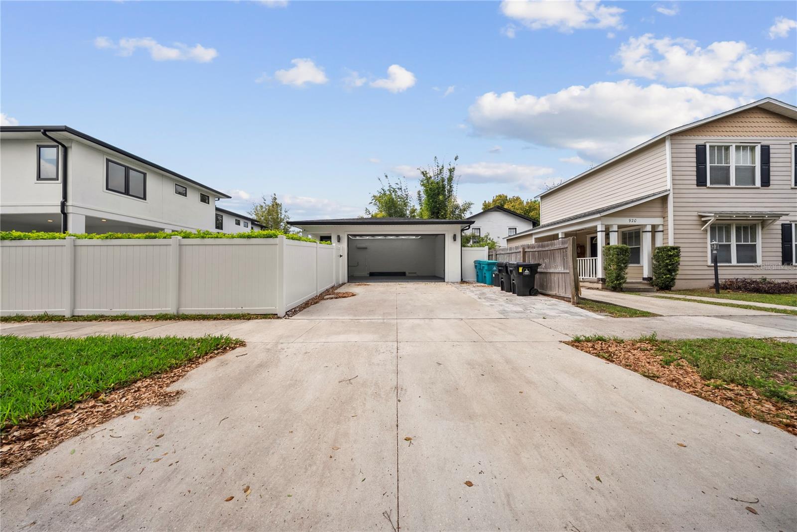 COLONIALTOWN - Residential