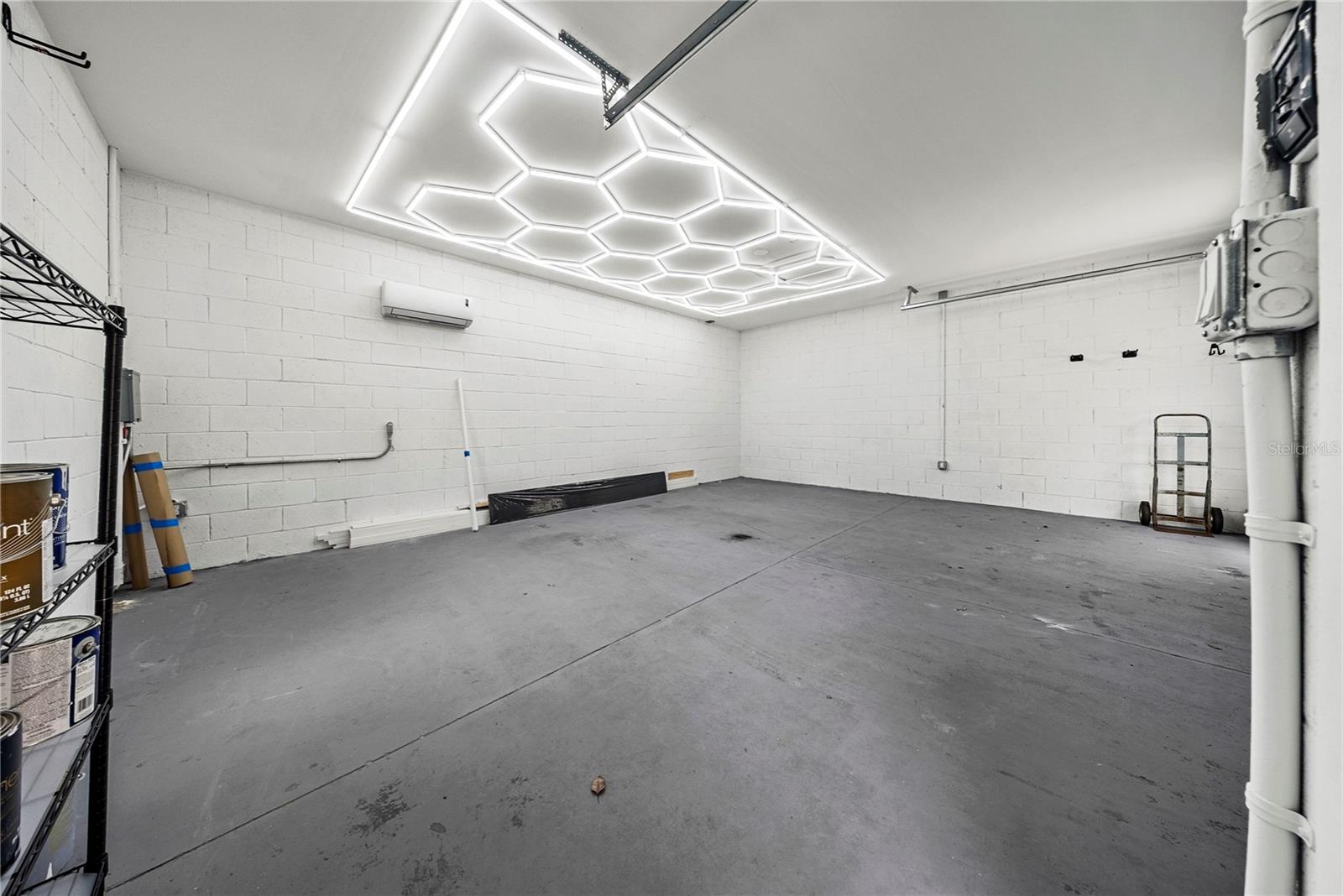 COLONIALTOWN - Residential