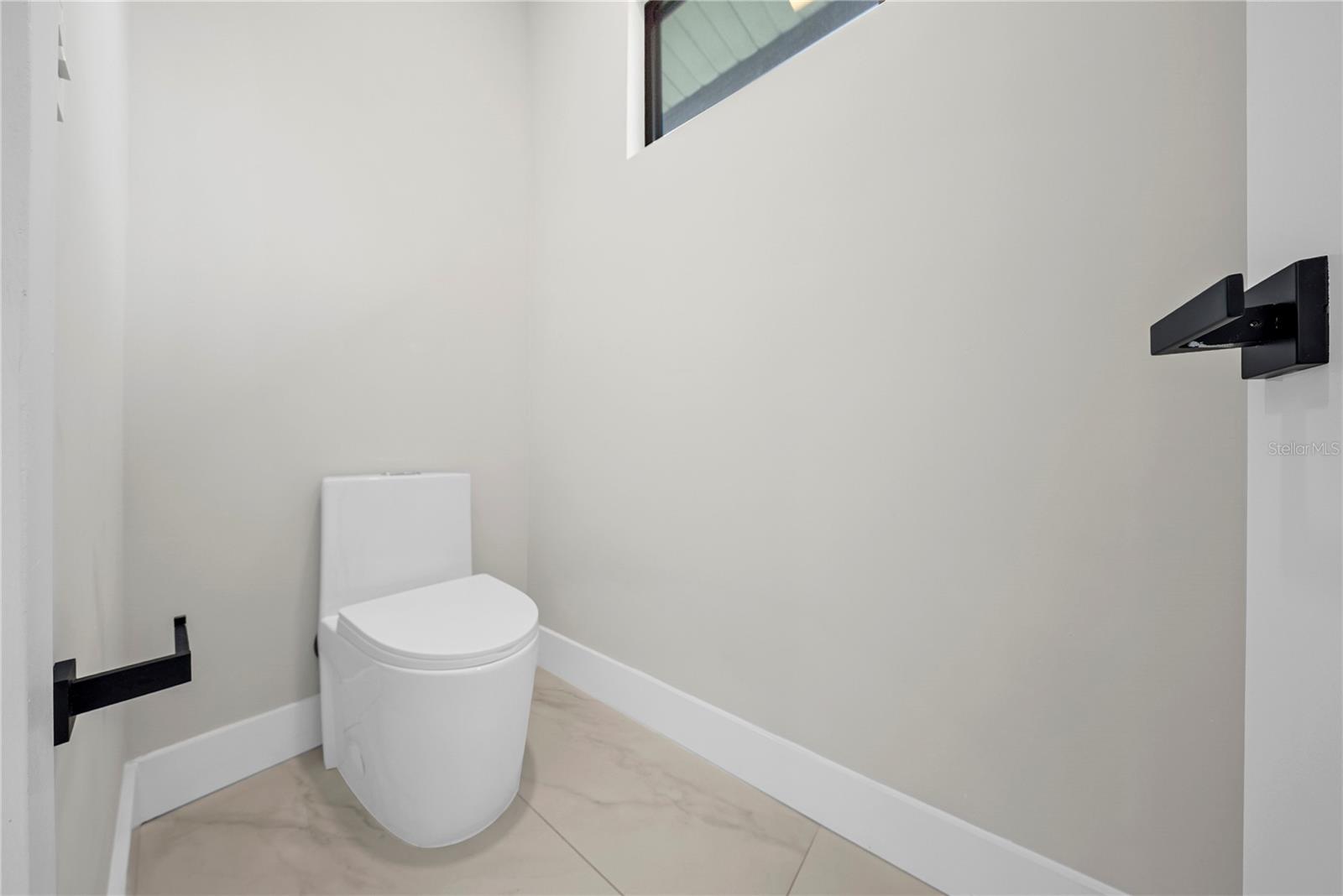 COLONIALTOWN - Residential