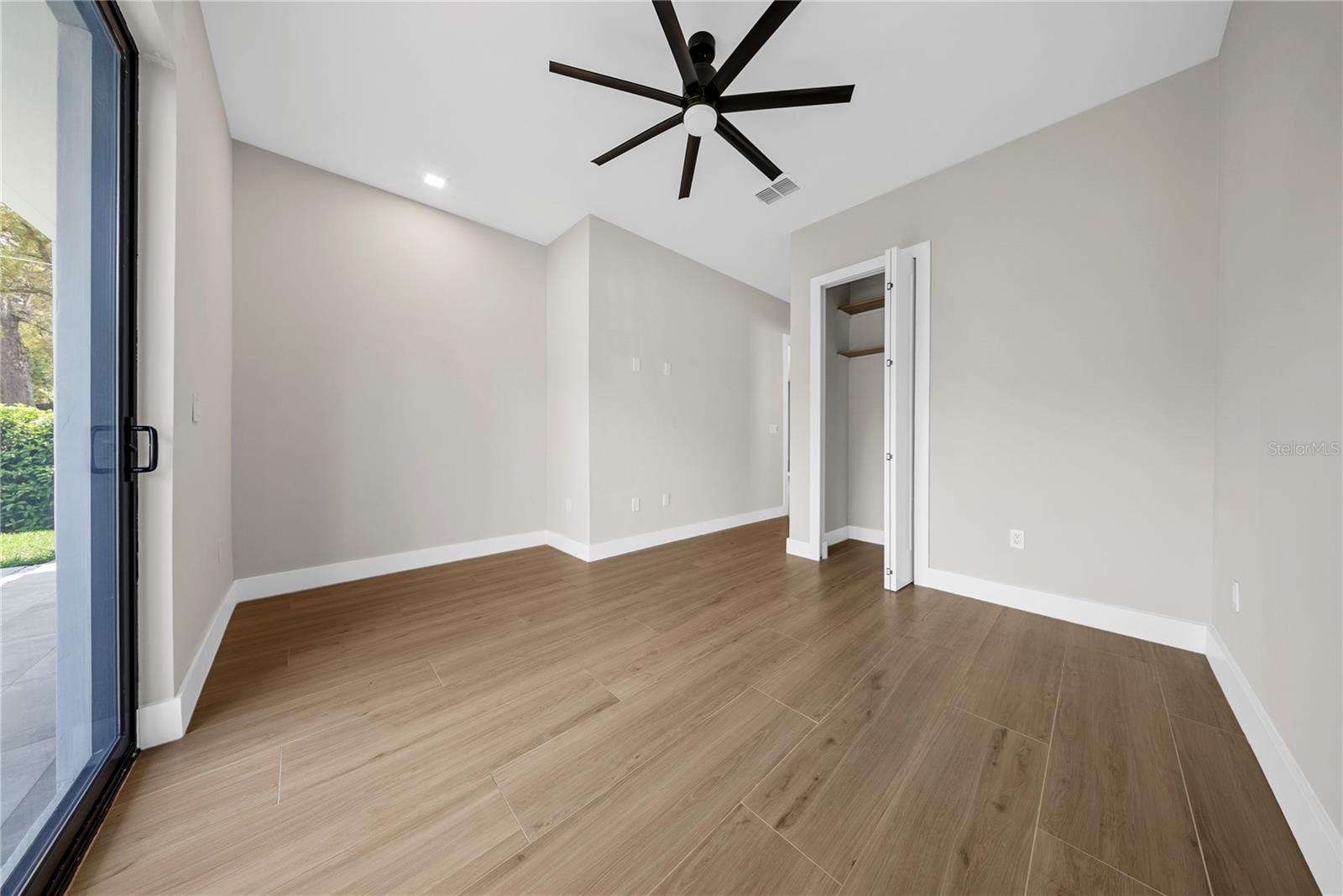 COLONIALTOWN - Residential