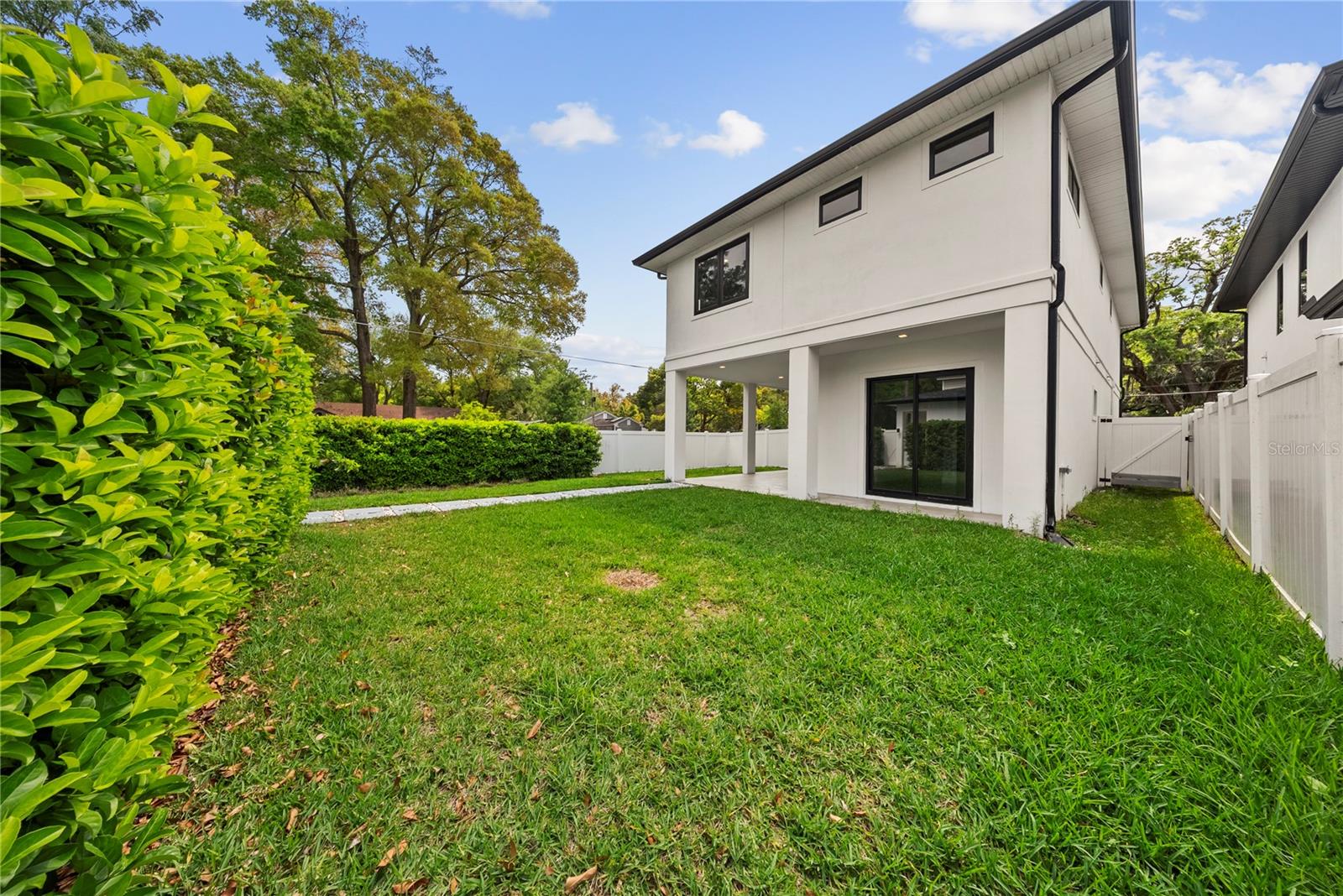 COLONIALTOWN - Residential