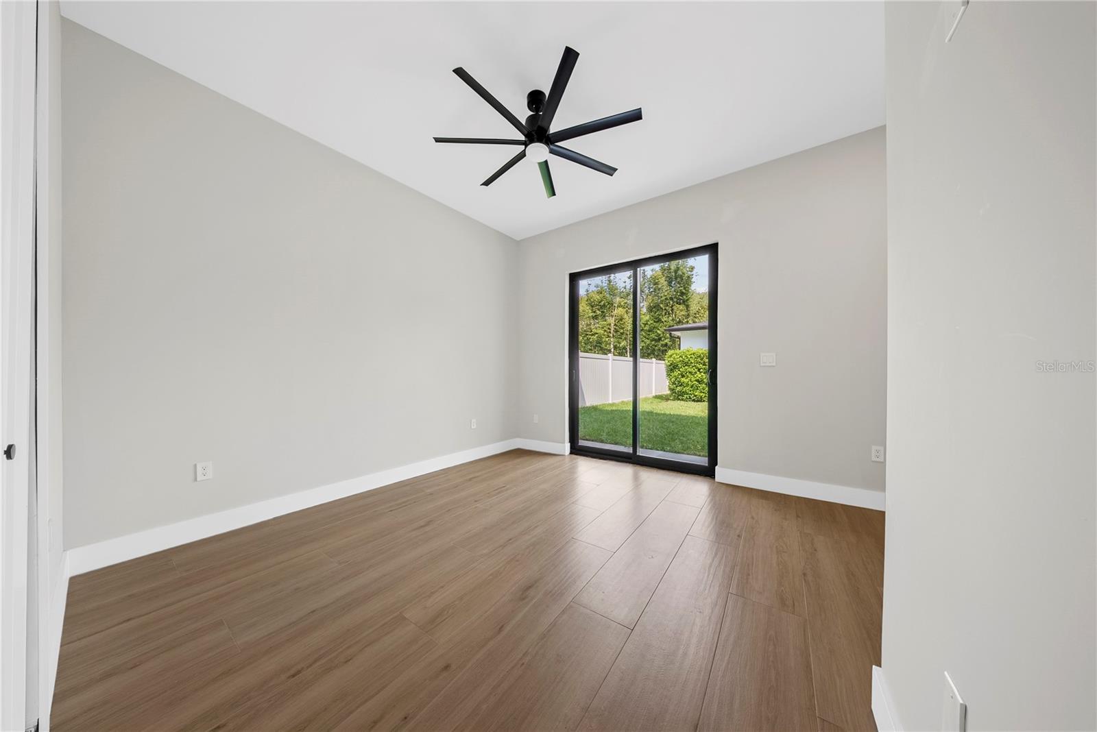 COLONIALTOWN - Residential