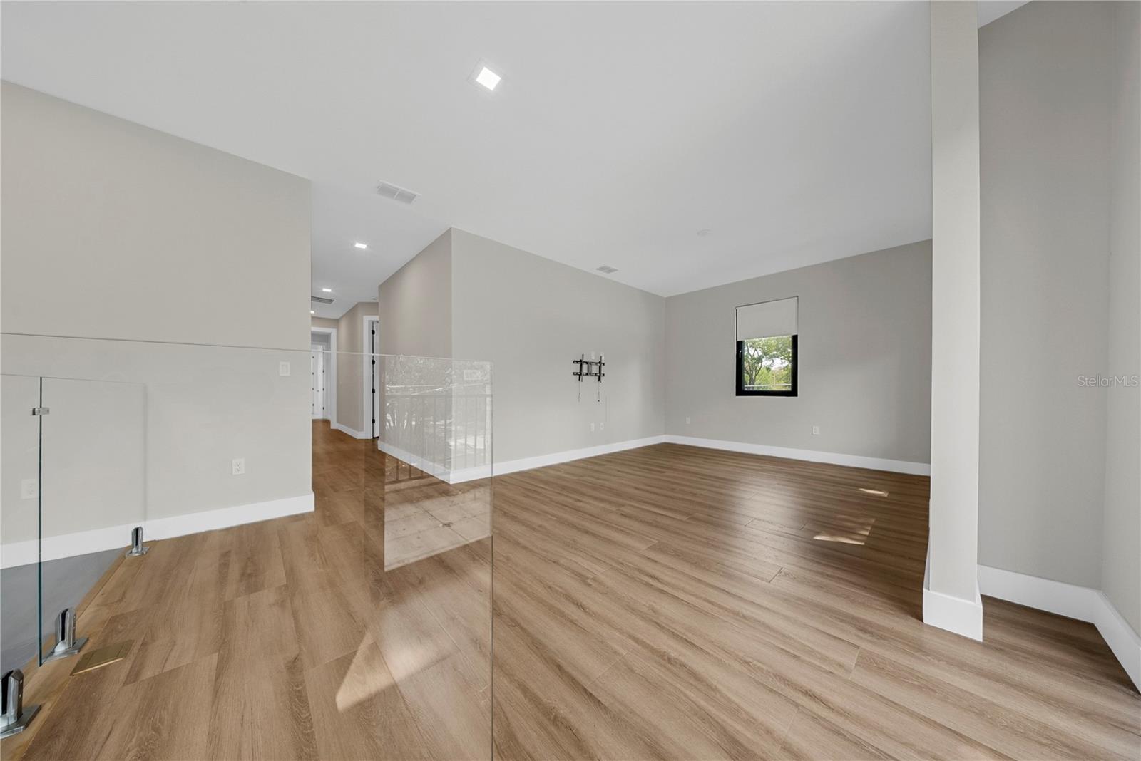 COLONIALTOWN - Residential