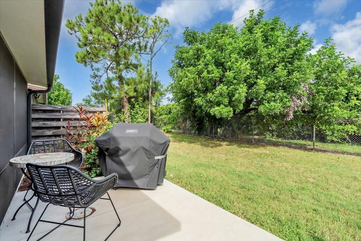 HORIZON TWNHS - Residential