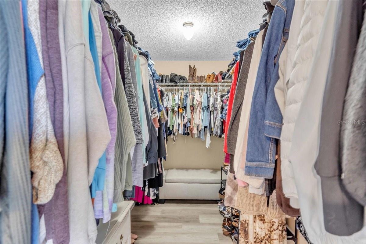 HORIZON TWNHS - Residential