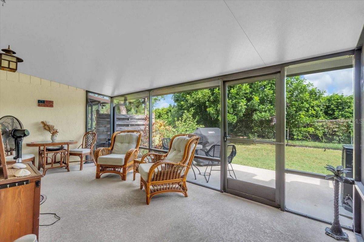 HORIZON TWNHS - Residential