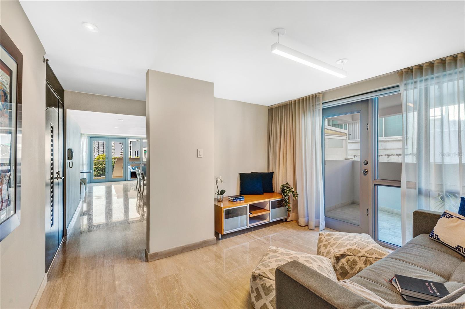 1501 MIRSONIA 601