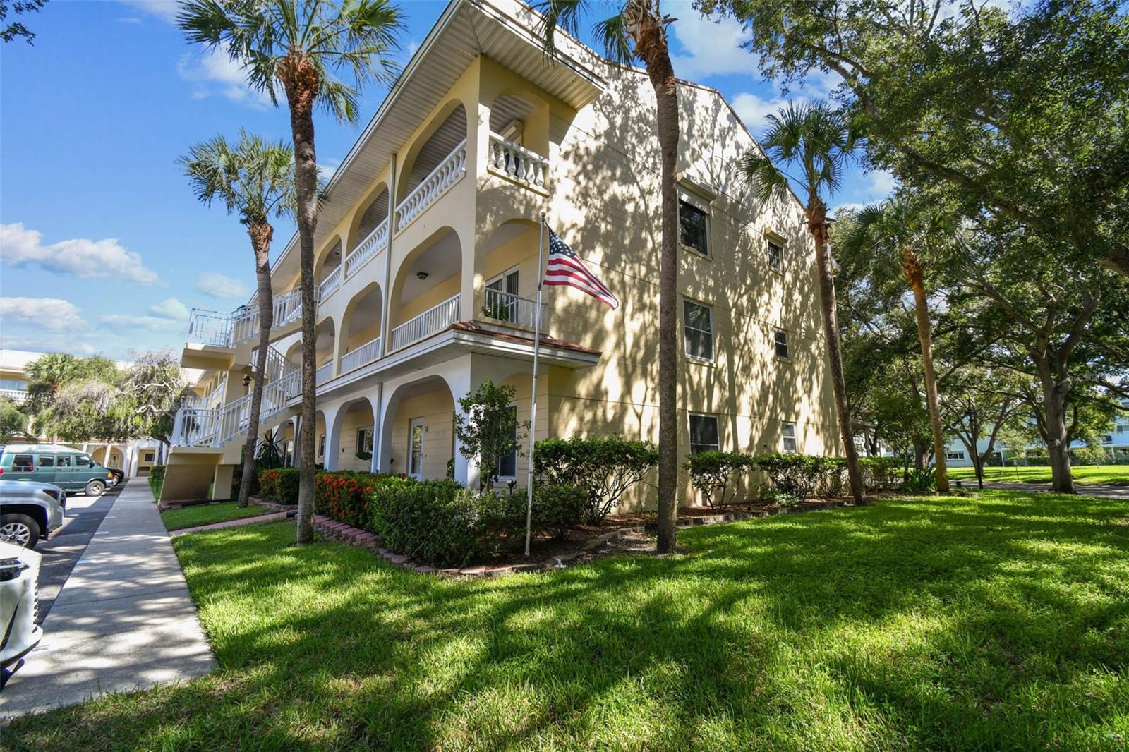 2222 NORWEGIAN DRIVE 18
