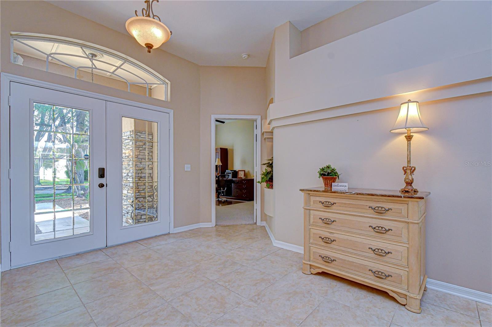 4609 COMPASS OAKS DRIVE