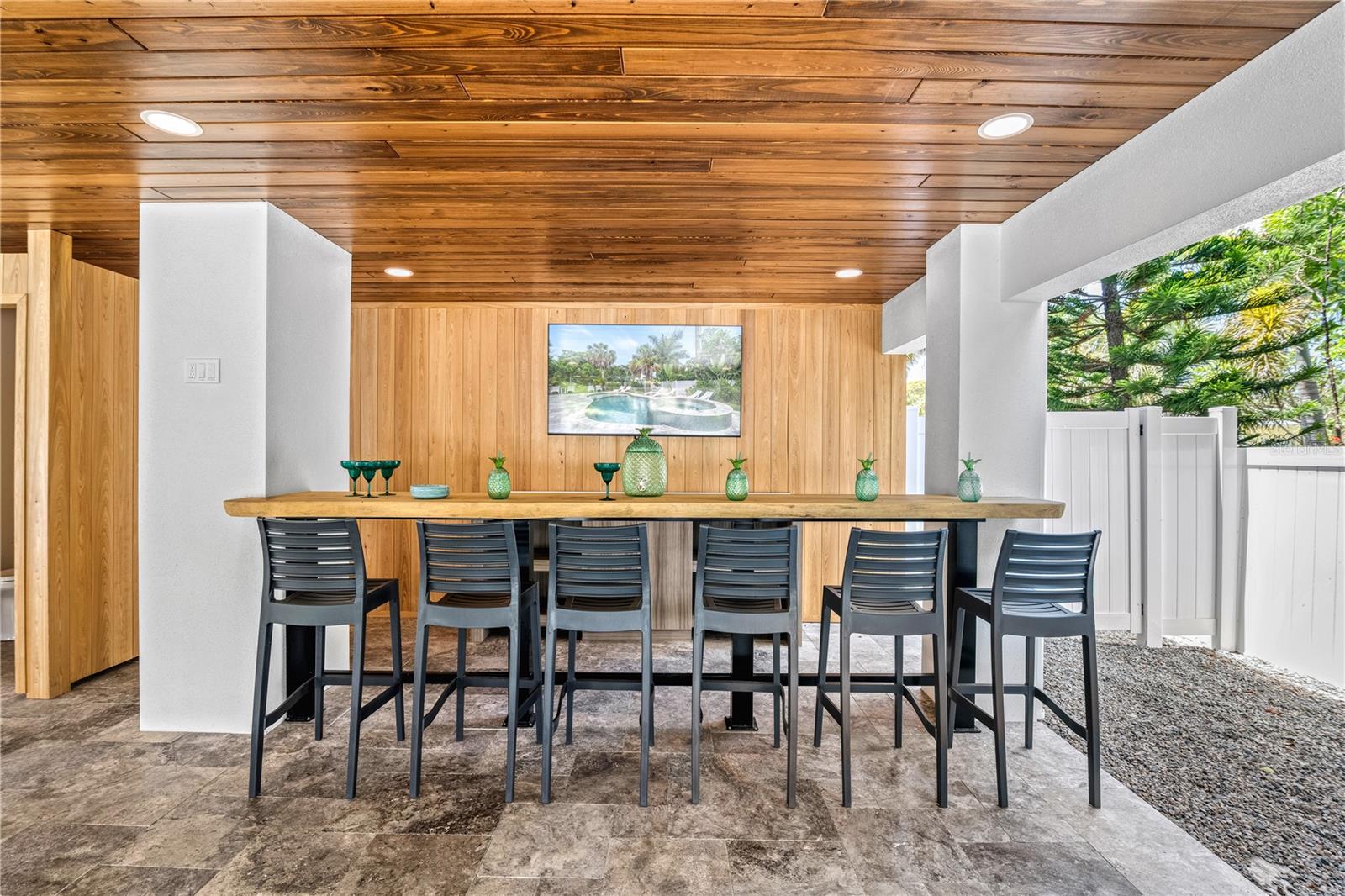 MIRA MAR BEACH - Residential