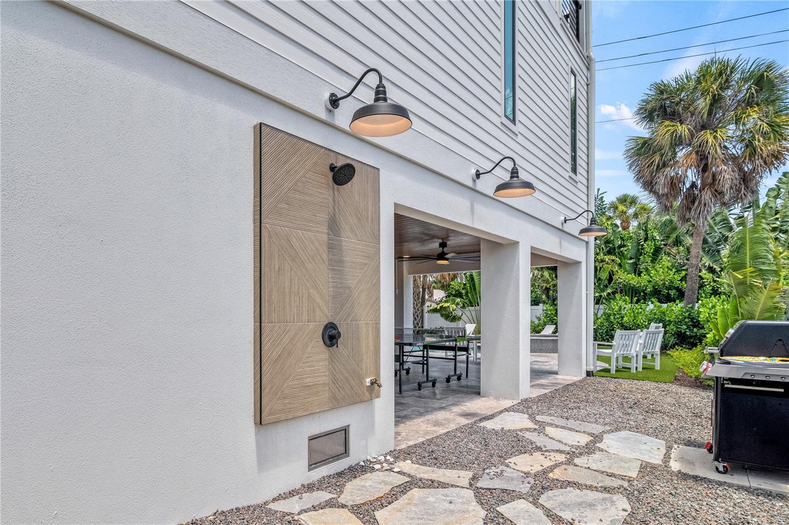 MIRA MAR BEACH - Residential