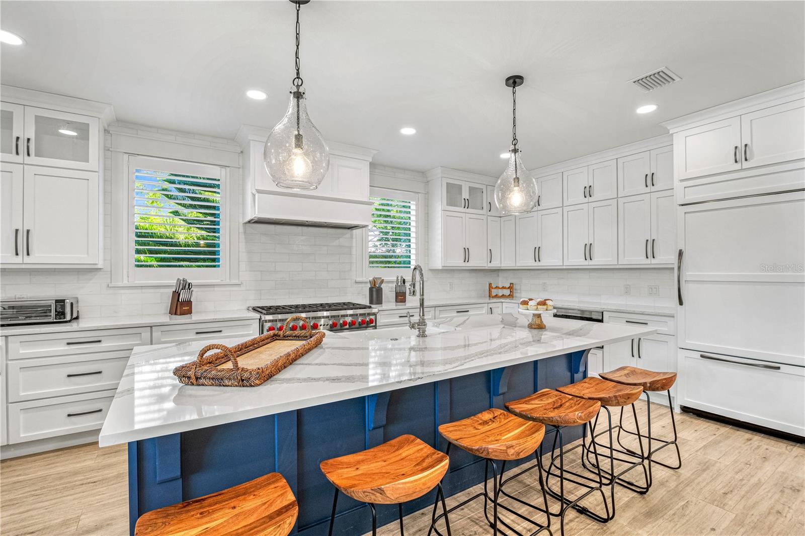 MIRA MAR BEACH - Residential