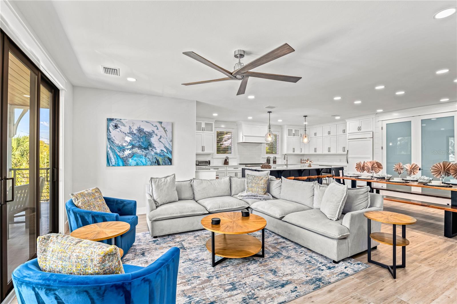 MIRA MAR BEACH - Residential