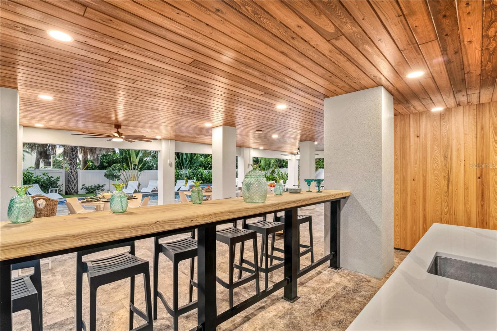 MIRA MAR BEACH - Residential