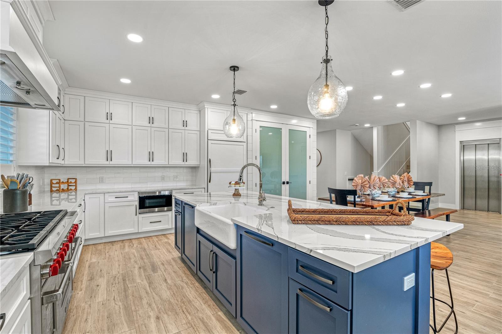 MIRA MAR BEACH - Residential