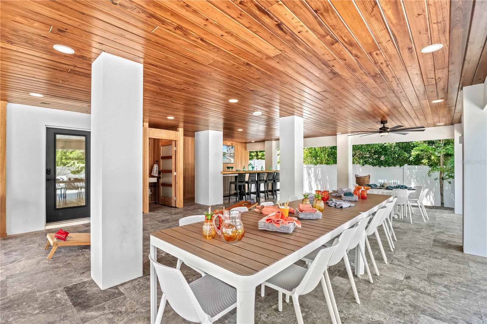 MIRA MAR BEACH - Residential