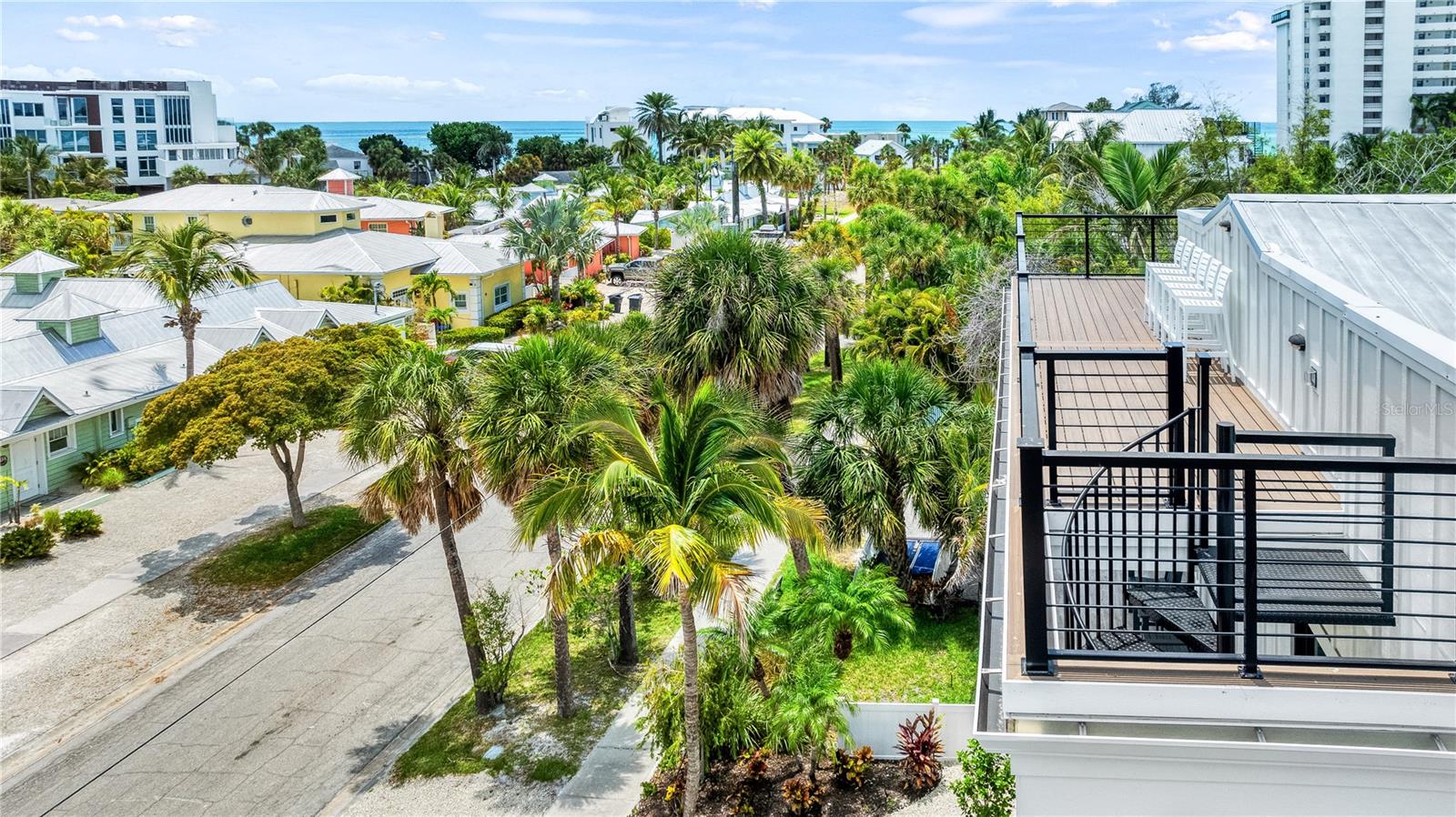 MIRA MAR BEACH - Residential