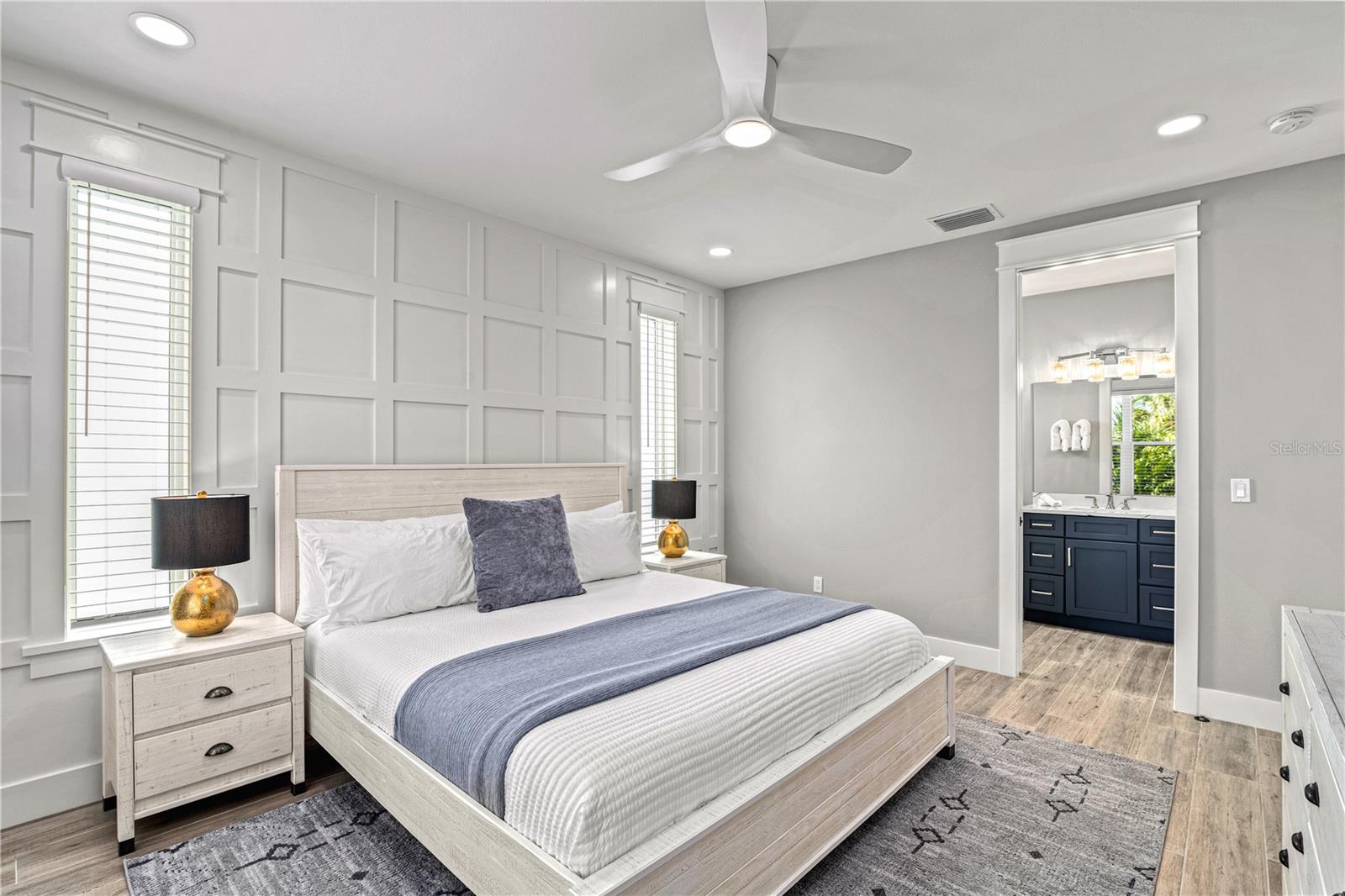 MIRA MAR BEACH - Residential