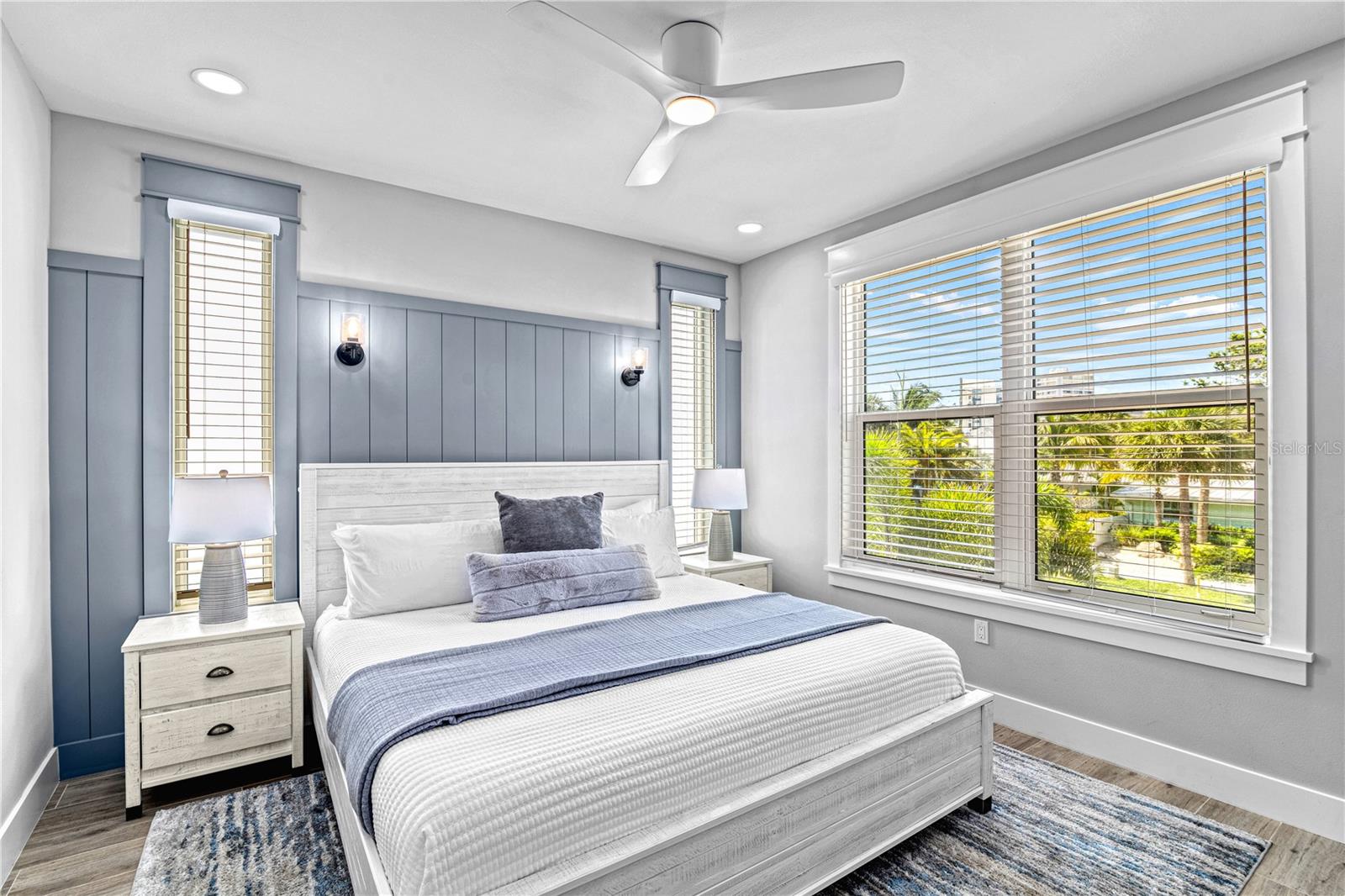 MIRA MAR BEACH - Residential