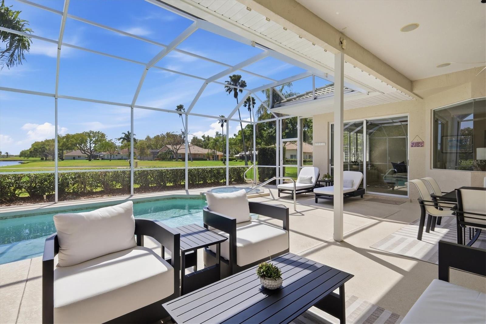 SERENOA - Residential