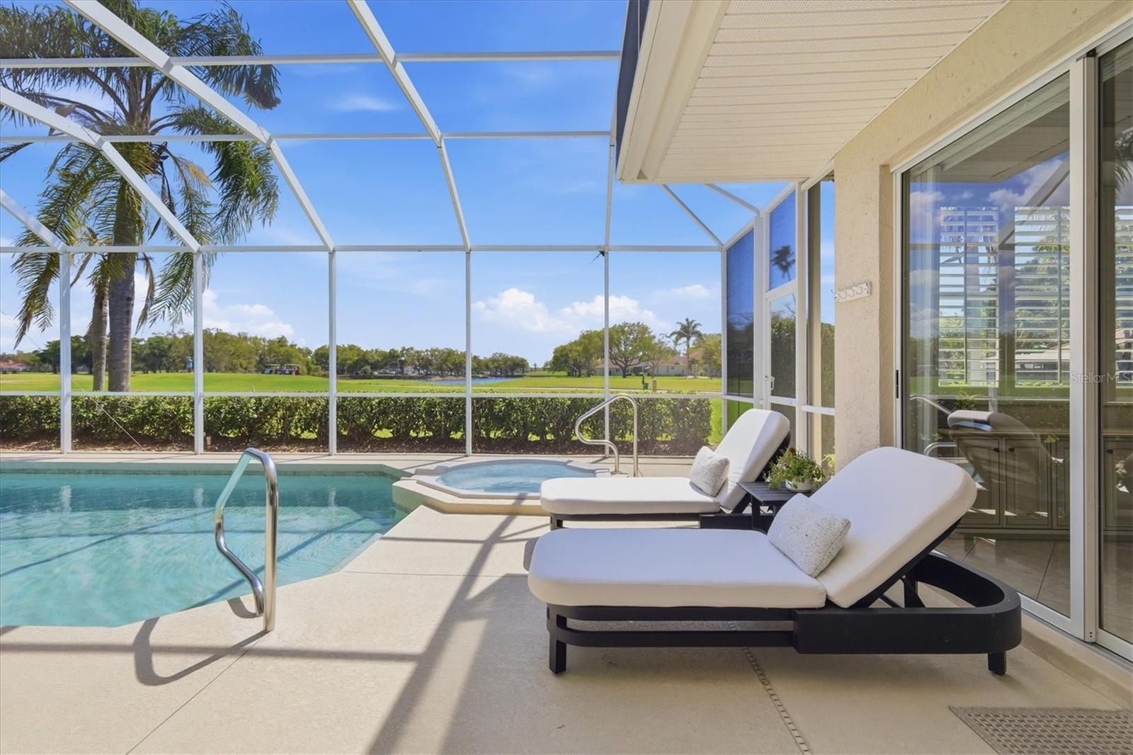 SERENOA - Residential