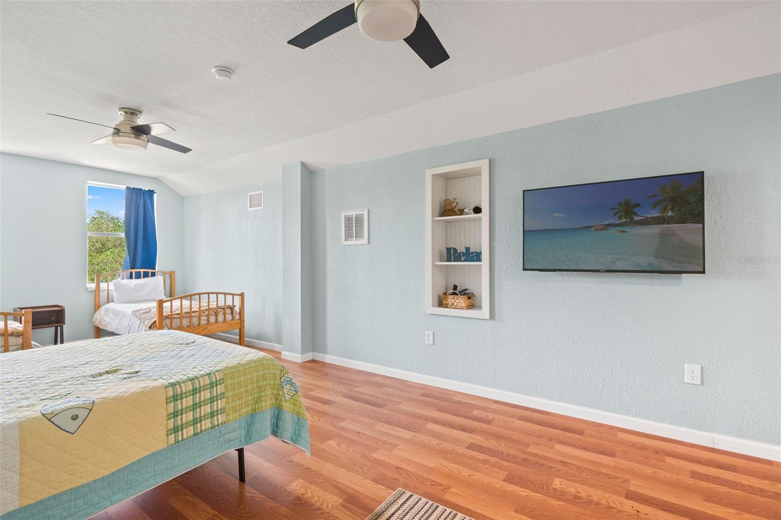 INDIAN BAY COUNTRY HOMES UNREC - Residential